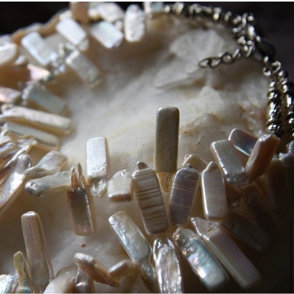 Stunning Genuine White Pearl Double Strand Necklace - Picture 7 of 9